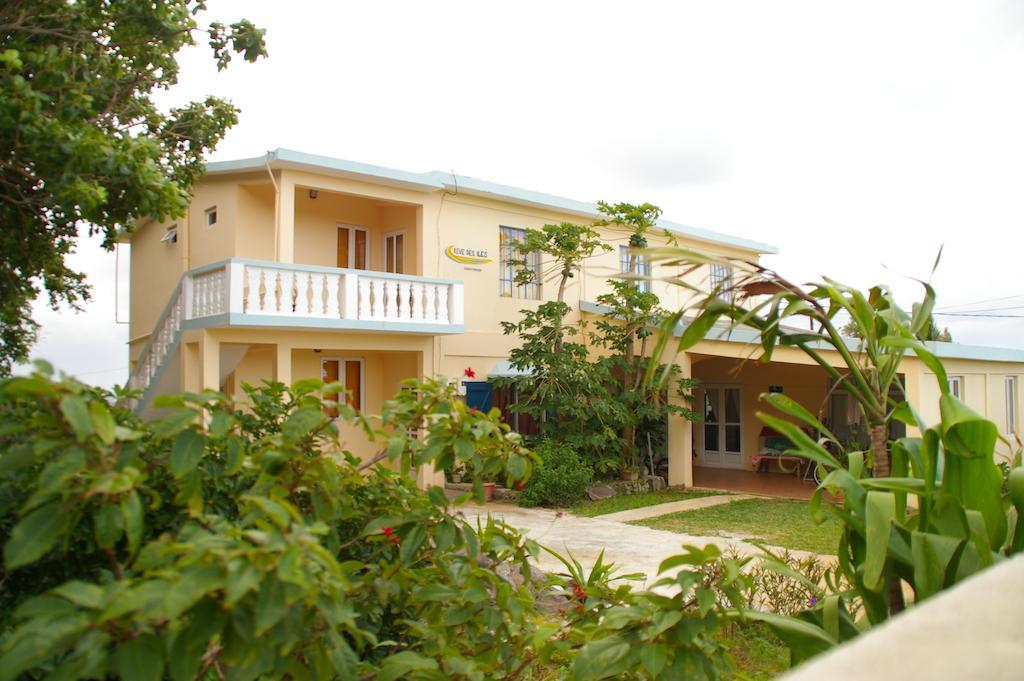 Reve Des Iles Guesthouse Gravier ภายนอก รูปภาพ