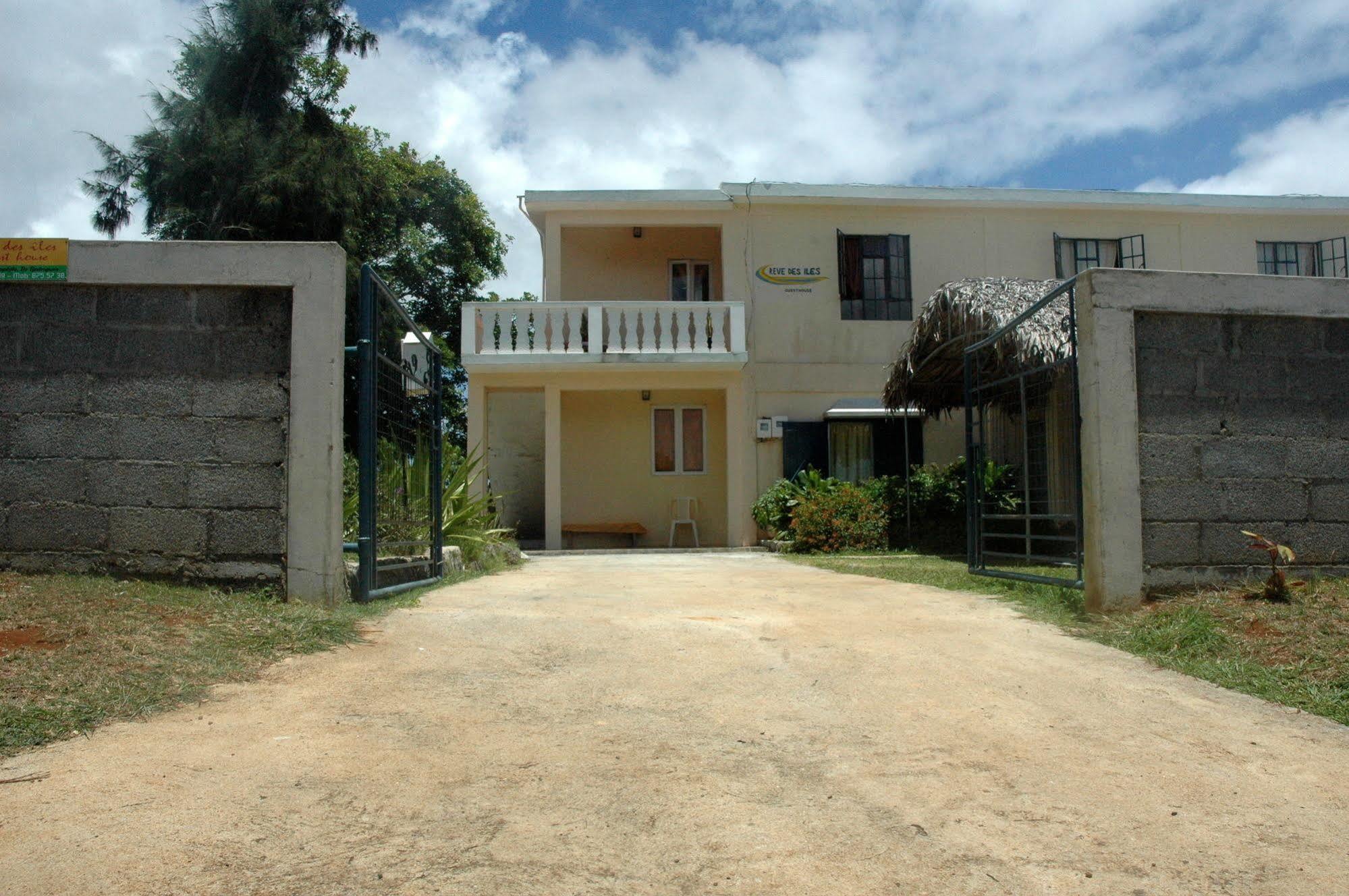 Reve Des Iles Guesthouse Gravier ภายนอก รูปภาพ